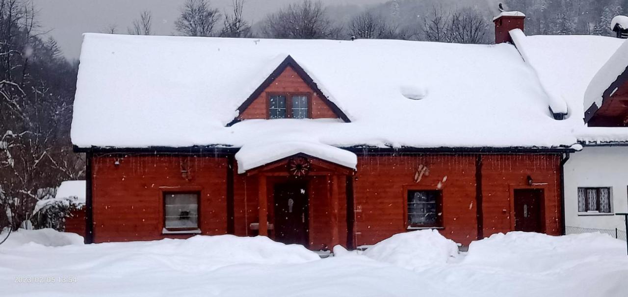 Pokoje Nad Hylatym Zatwarnica Esterno foto