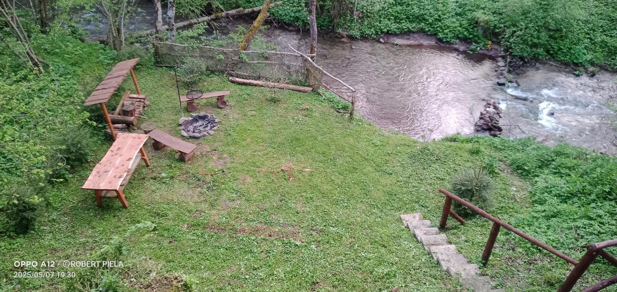 Pokoje Nad Hylatym Zatwarnica Esterno foto